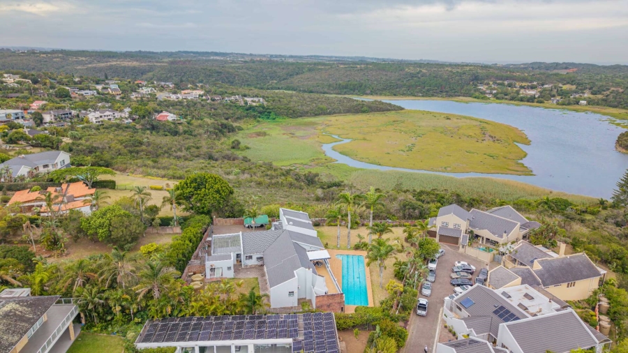 5 Bedroom Property for Sale in Beacon Bay Eastern Cape